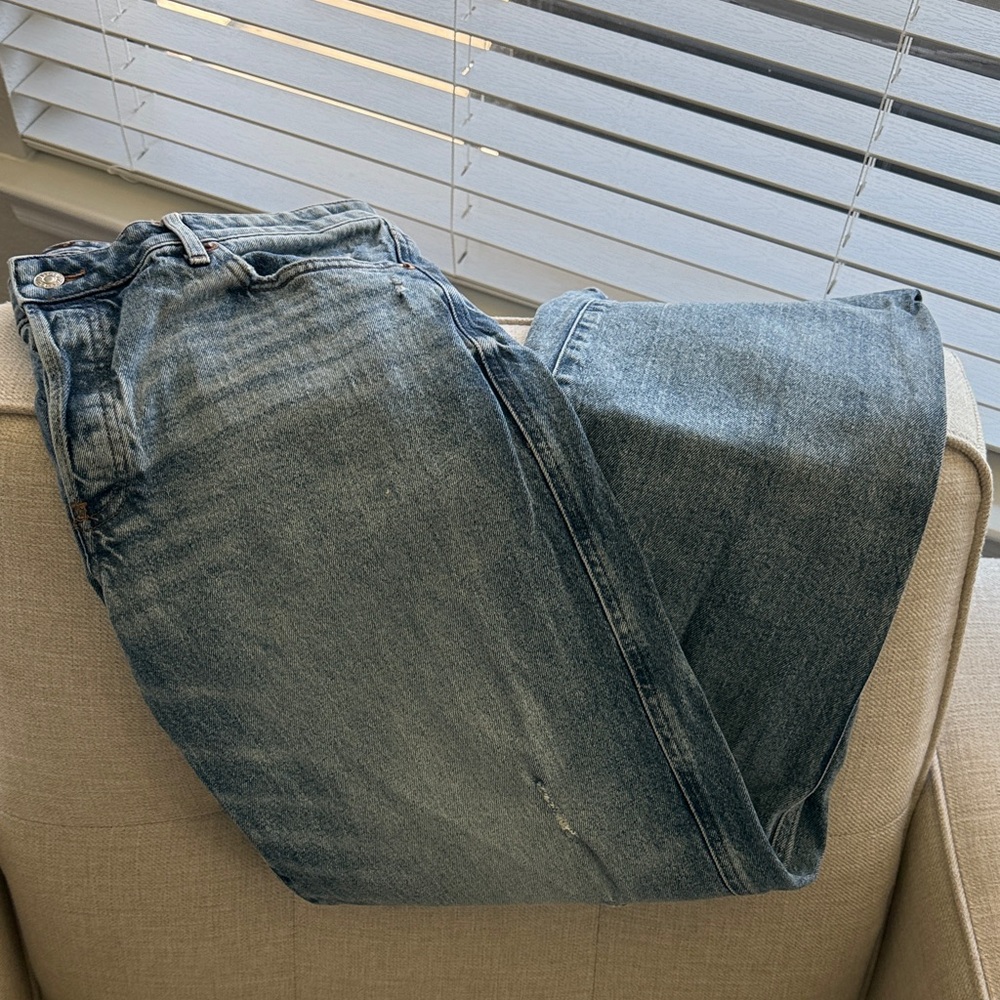 Classic Men's Blue Denim Jeans